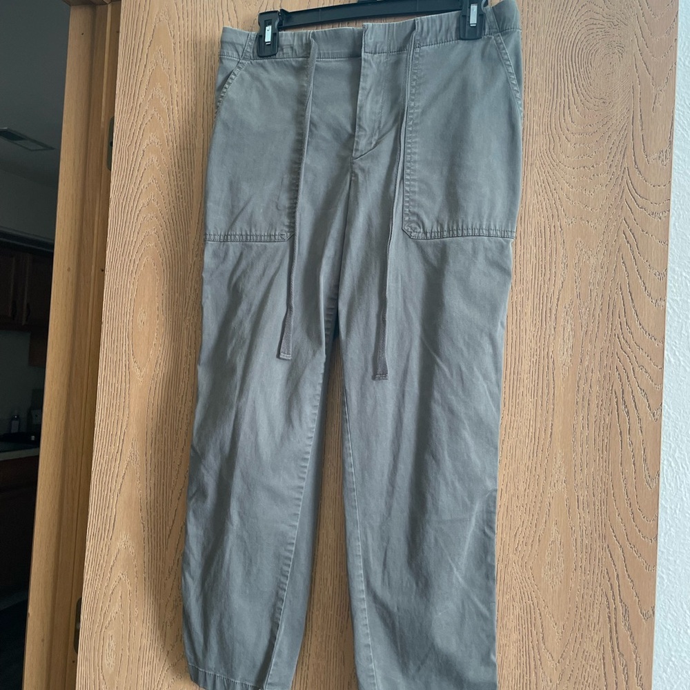 Loft Fashion Women's Taupe Cropped Pants